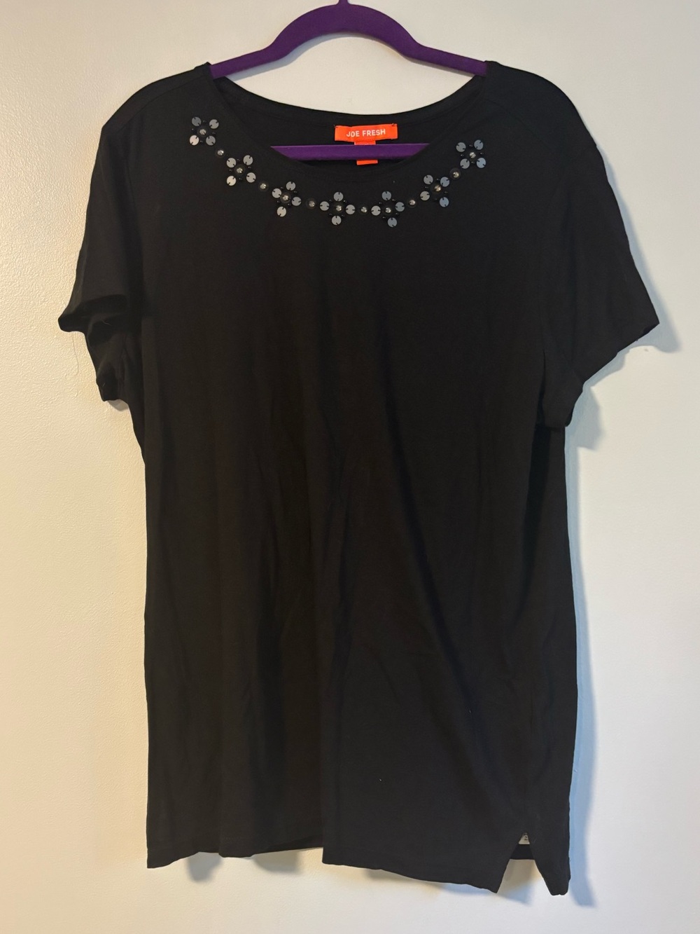 Black Jewel Round Neck Short Sleeve T-Shirt Joe Fresh Large